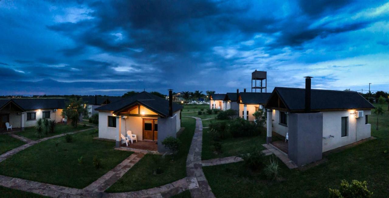 Iguape Aparts & Spa Colón Extérieur photo
